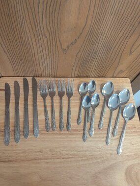 Vintage Stainless Steel Flatware Set Floral-16 Piece (Serves 4)-China
